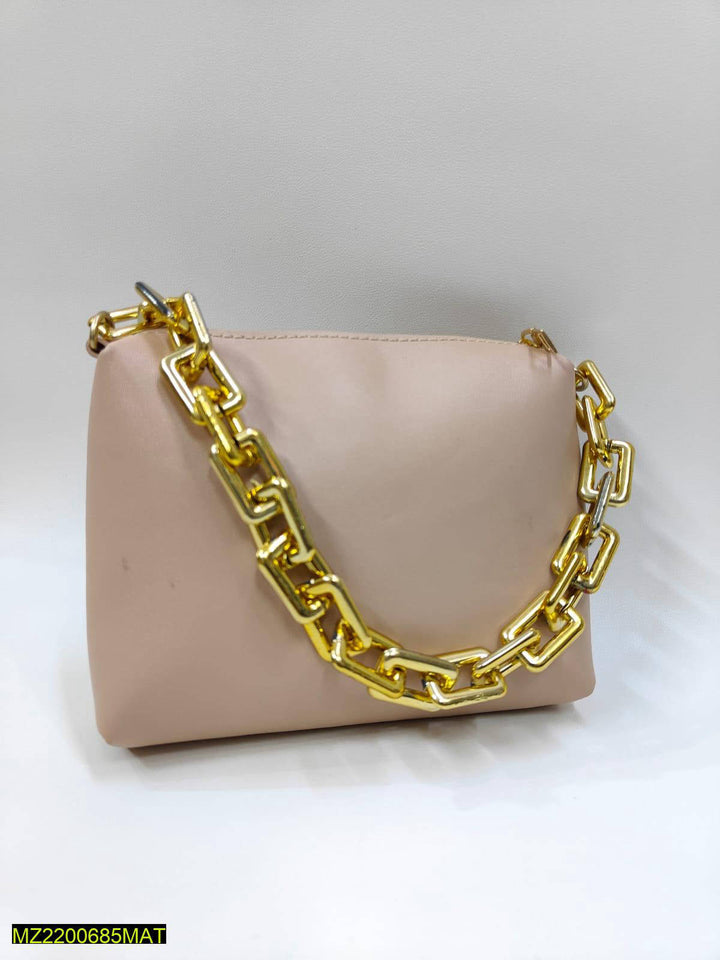 Women thick chain makeup pouch Markaz
